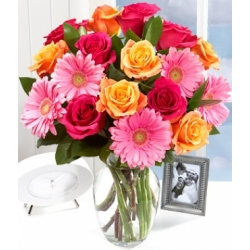 Send Assorted Roses & gerbera vase To Philippines